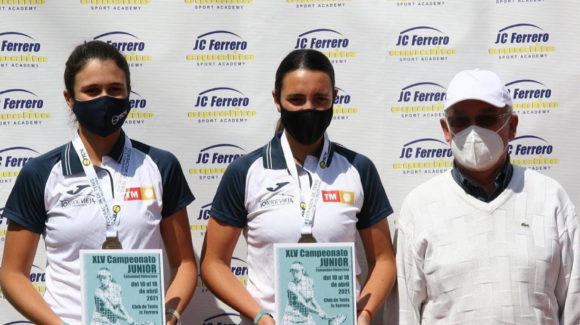 (Español) Emma Moratalla y Marí Ángeles Ortega se han consagrado campeonas del torneo junior de tenis de la Comunidad Valenciana.🥇 (Español) Emma Moratalla y Marí Ángeles Ortega se han consagrado campeonas del torneo junior de tenis de la Comunidad Valenciana.🥇