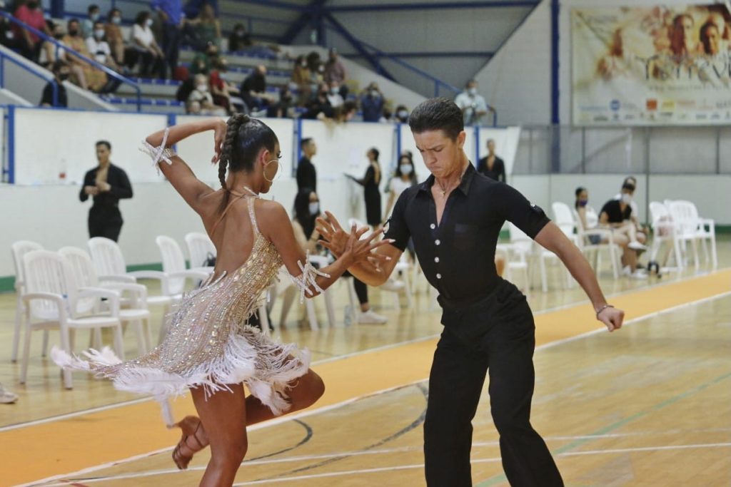 💃🕺Ayer disfrutamos de un espectáculo impresionante en el “Cecilio Gallego” gracias I Trofeo de baile deportivo “Ciudad de Torrevieja”.