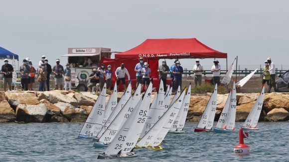 ⛵️GUILLERMO BELTRI CAMPEÓN DEL IV TORREVIEJA INTERNATIONAL MEETING IOM VELA RADIO CONTROL