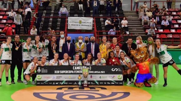 La torrevejense Paola Bernabé, CAMPEONA de la Supercopa de España La torrevejense Paola Bernabé, CAMPEONA de la Supercopa de España
