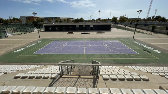 🎾La pista central de la Zona de Raquetas se convierte en Polivalente 🎾La pista central de la Zona de Raquetas se convierte en Polivalente