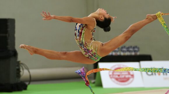 Lucia Leshan Cañas Mendo, convocada por la Federación Valenciana de Gimnasia Rítmica