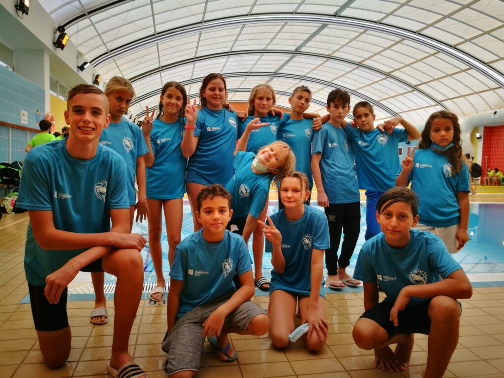 BUENOS RESULTADOS PARA LOS NADADORES DEL CLUB DE NATACIÓN ALFA TORREVIEJA EN LOS JOCS ESPORTIUS, EN PILAR DE LA HORADADA