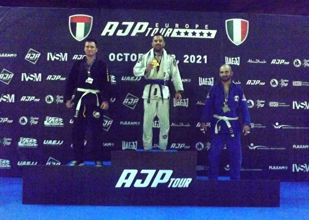 Yuri Rashchinskiy consigue dos medallas de plata en el AJP Europe Tour