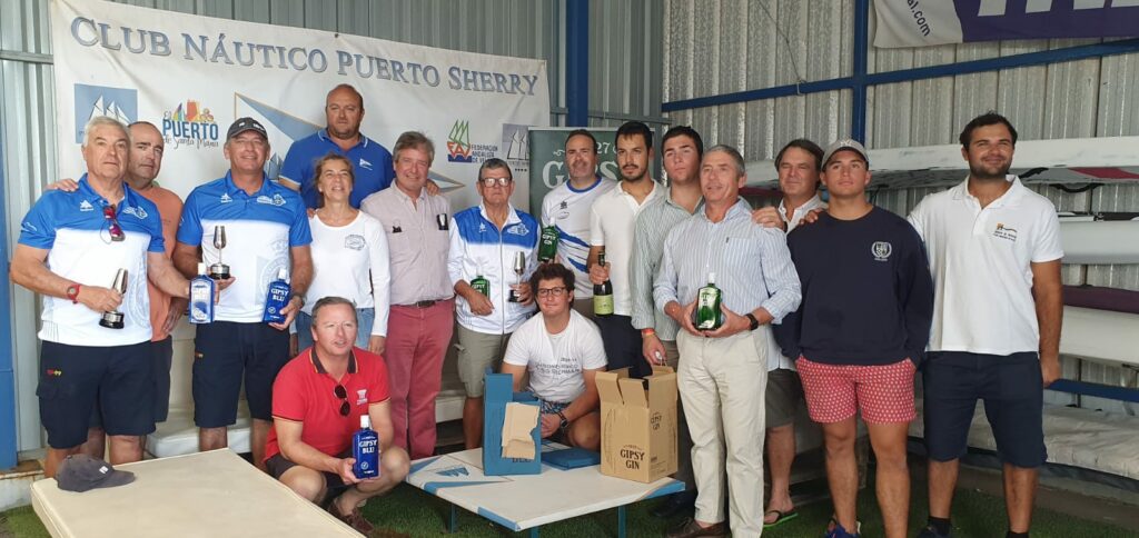 🏆GINÉS ROMERO-ÁLVARO MORENO 🥇ORO Y 🥈PLATA PARA FRANCISCO MARTÍNEZ-JOSÉ RUIZ EN EL II TROFEO GIPSY 1927 DE FLYING DUTCHMAN EN LA BAHÍA DE CÁDIZ