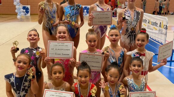 (Español) EXCELENTES RESULTADOS PARA LAS GIMNASTAS DEL CGR TORREVIEJA EN LA LIGA INTERCLUBS (Español) EXCELENTES RESULTADOS PARA LAS GIMNASTAS DEL CGR TORREVIEJA EN LA LIGA INTERCLUBS