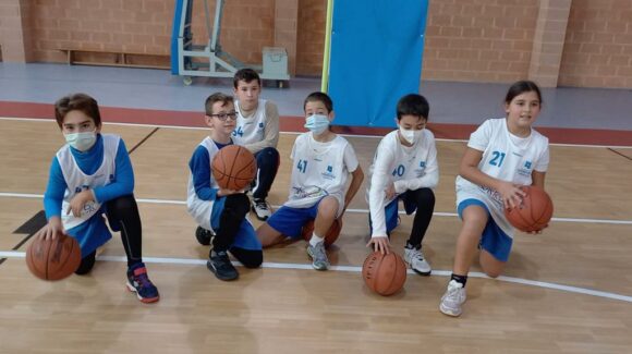 (Español) ALEVINES 2011 DE LA EDM DE BALONCESTO PARTICIPAN EN JORNADA DE DETECCIÓN DE LA FBCV (Español) ALEVINES 2011 DE LA EDM DE BALONCESTO PARTICIPAN EN JORNADA DE DETECCIÓN DE LA FBCV