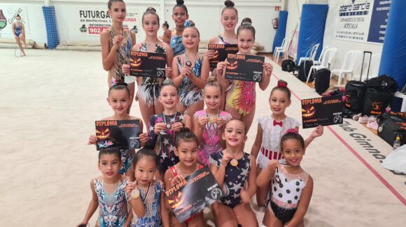 (Español) ✨ BUEN FIN DE SEMANA PARA EL CLUB GIMNASIA RITMICA TORREVIEJA✨