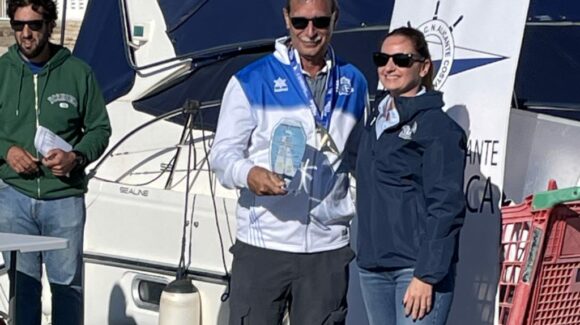 (Español) GUILLERMO BELTRI, DEL RCN TORREVIEJA, GANA EL TROFEO CLUB NÁUTICO ALICANTE COSTA BLANCA (Español) GUILLERMO BELTRI, DEL RCN TORREVIEJA, GANA EL TROFEO CLUB NÁUTICO ALICANTE COSTA BLANCA