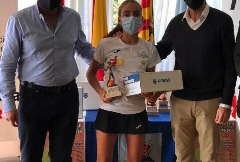 (Español) CHARO ESQUIVA, FINALISTA EN EL MÁSTER NACIONAL SUB-14. (Español) CHARO ESQUIVA, FINALISTA EN EL MÁSTER NACIONAL SUB-14.