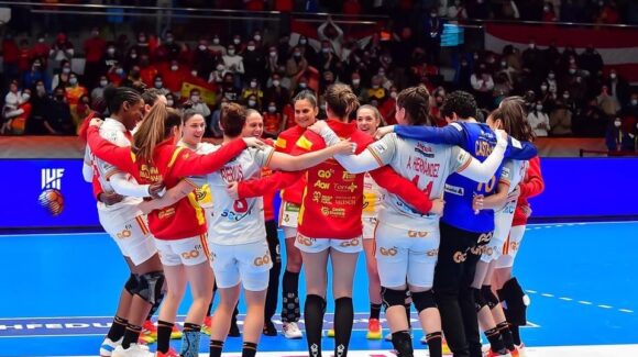 (Español) 📹Resumen del histórico Mundial de 🤾♀️Balonmano Femenino que hemos tenido la suerte de poder disfrutar en la Ciudad de Torrevieja.✌🏻 🏆 (Español) 📹Resumen del histórico Mundial de 🤾♀️Balonmano Femenino que hemos tenido la suerte de poder disfrutar en la Ciudad de Torrevieja.✌🏻 🏆
