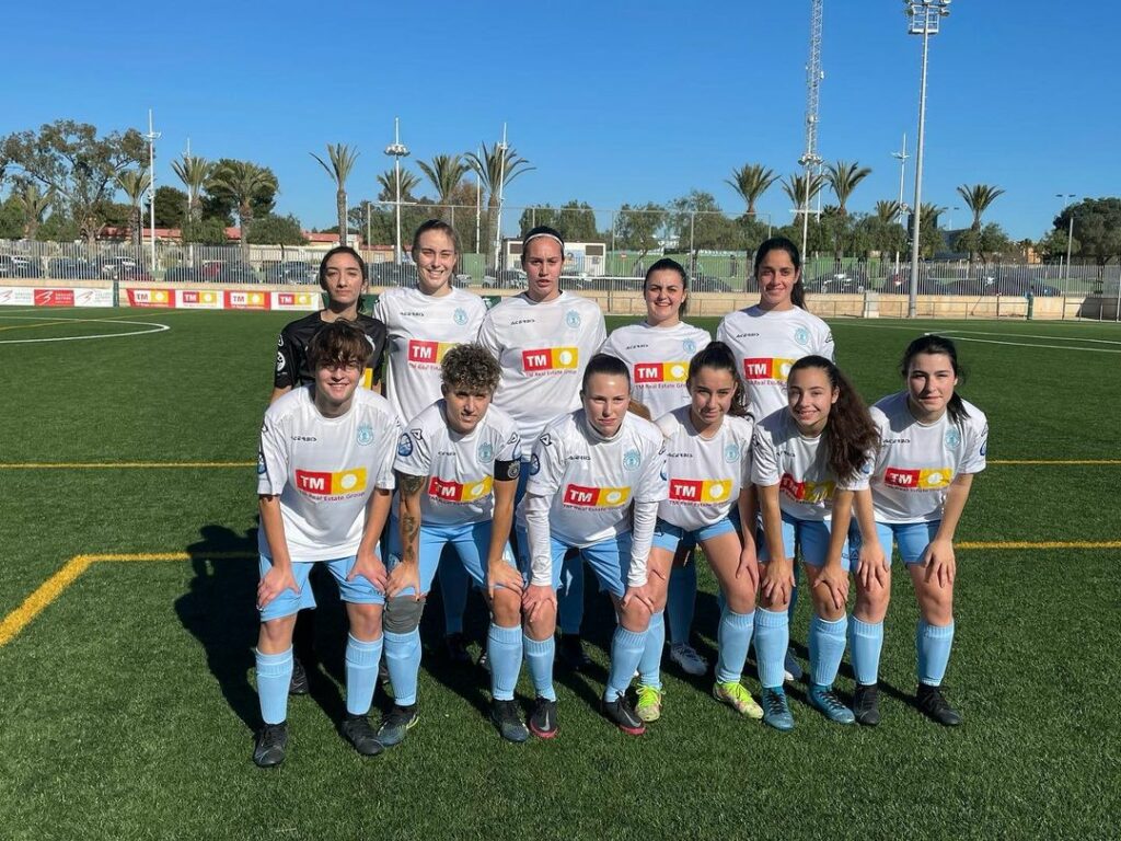 EL EQUIPO FEMENINO DEL SC TORREVIEJA EMPATA CONTRA EL CF TITÁN DE ELCHE