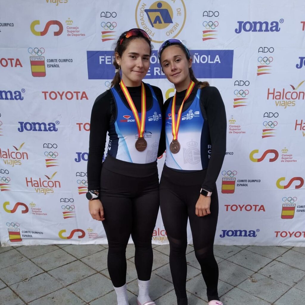 MIRANDA TORRES Y PAULA BLANCA ESPINOSA, BRONCE EN EL CAMPEONATO DE ESPAÑA DE LARGA DISTANCIA DE REMO.
