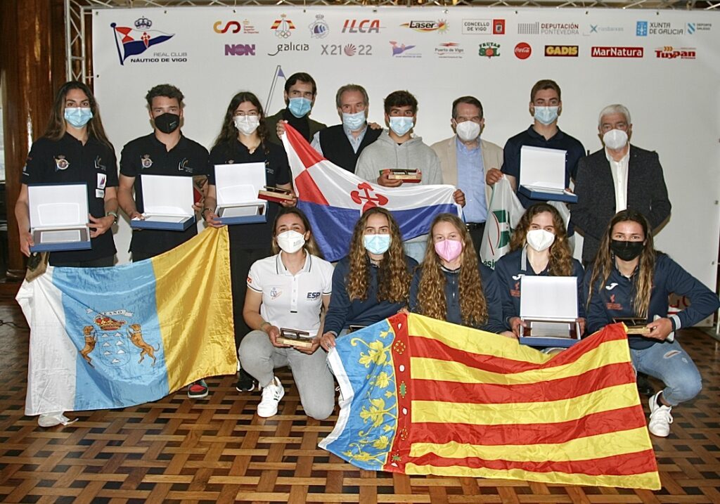 🥈ADRIANA CASTRO PLATA EN SUB19 Y 🥇ORO EN SUB17 EN LA COPA DE ESPAÑA CLASE ILCA6 EN VIGO