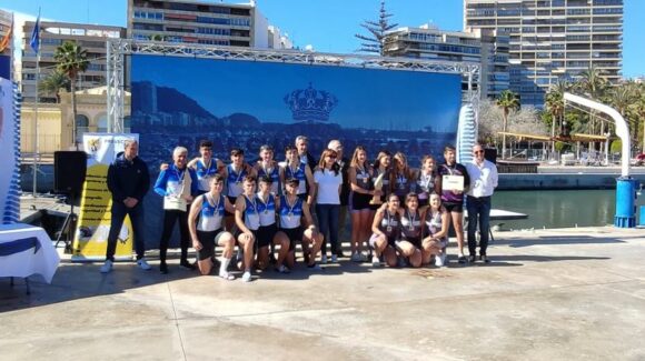 (Español) LOS REMEROS JUVENILES DEL RCNT SE PROCLAMAN CAMPEONES AUTONÓMICOS, EN LA VII LIGA SUMA BANCO FIJO DEL MEDITERRÁNEO.
