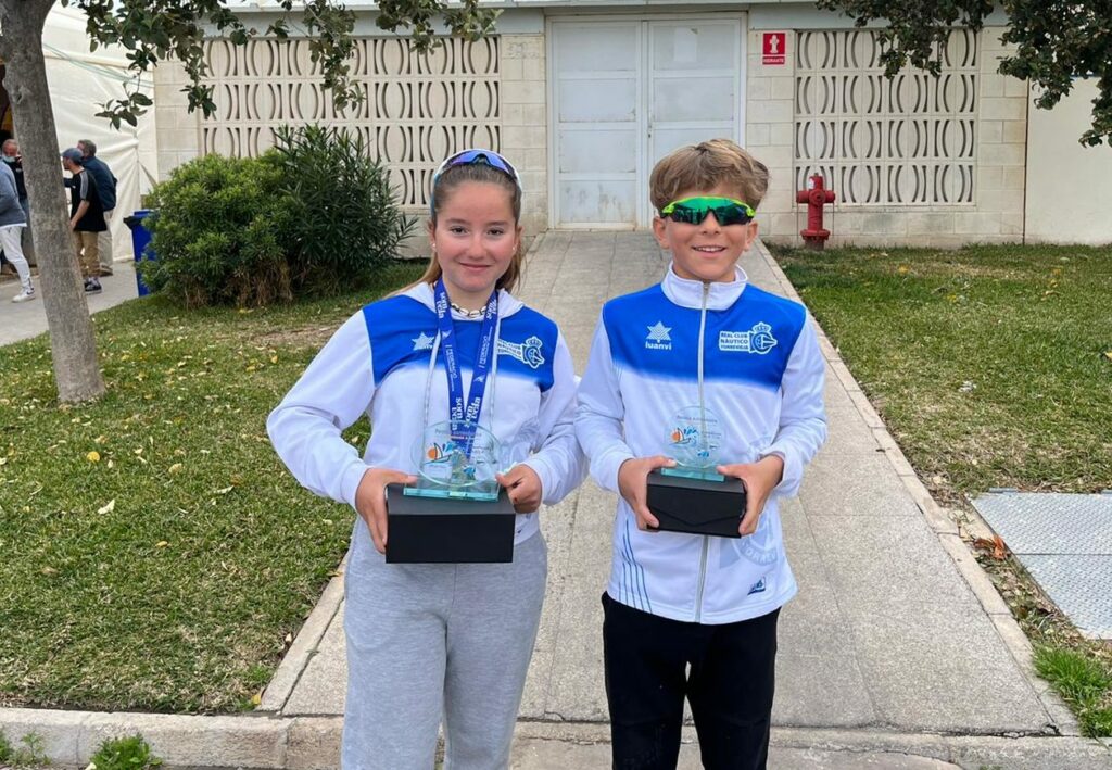 CLAUDIA GÓMEZ Y JUAN FRANCISCO CHUMILLA CONSIGUEN PLATA Y BRONCE EN EL CN CAMPELLO