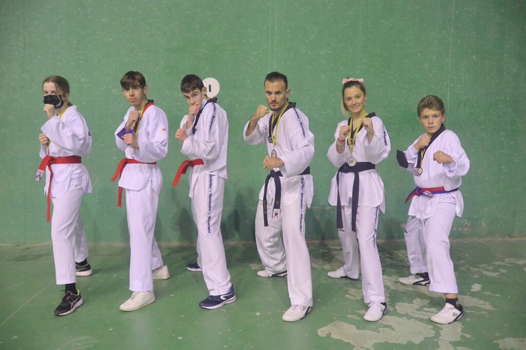🥋 Grandes resultados del Ckub Taekwondo en liga autonómica.