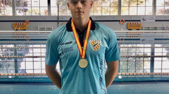(Español) 🏊🏻‍♂️Artem Nikolaev, 🥇CAMPEÓN DE 🇪🇸ESPAÑA ABSOLUTO de natación con aletas!!🇪🇸