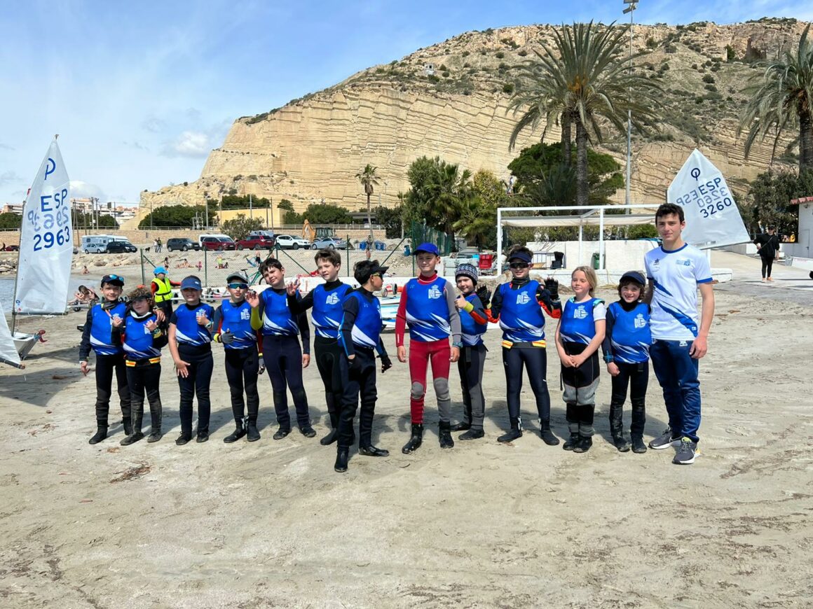 (Español) 🏆EL EQUIPO DE OPTIMIST C DEL RCNT, GANA LOS JOCS ESPORTIUS DE ALICANTE👏🏻👏🏻👏🏻