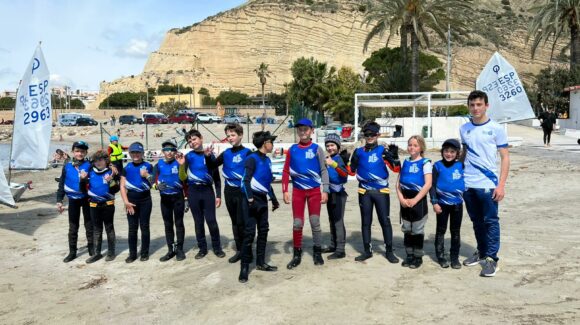 (Español) 🏆EL EQUIPO DE OPTIMIST C DEL RCNT, GANA LOS JOCS ESPORTIUS DE ALICANTE👏🏻👏🏻👏🏻 (Español) 🏆EL EQUIPO DE OPTIMIST C DEL RCNT, GANA LOS JOCS ESPORTIUS DE ALICANTE👏🏻👏🏻👏🏻