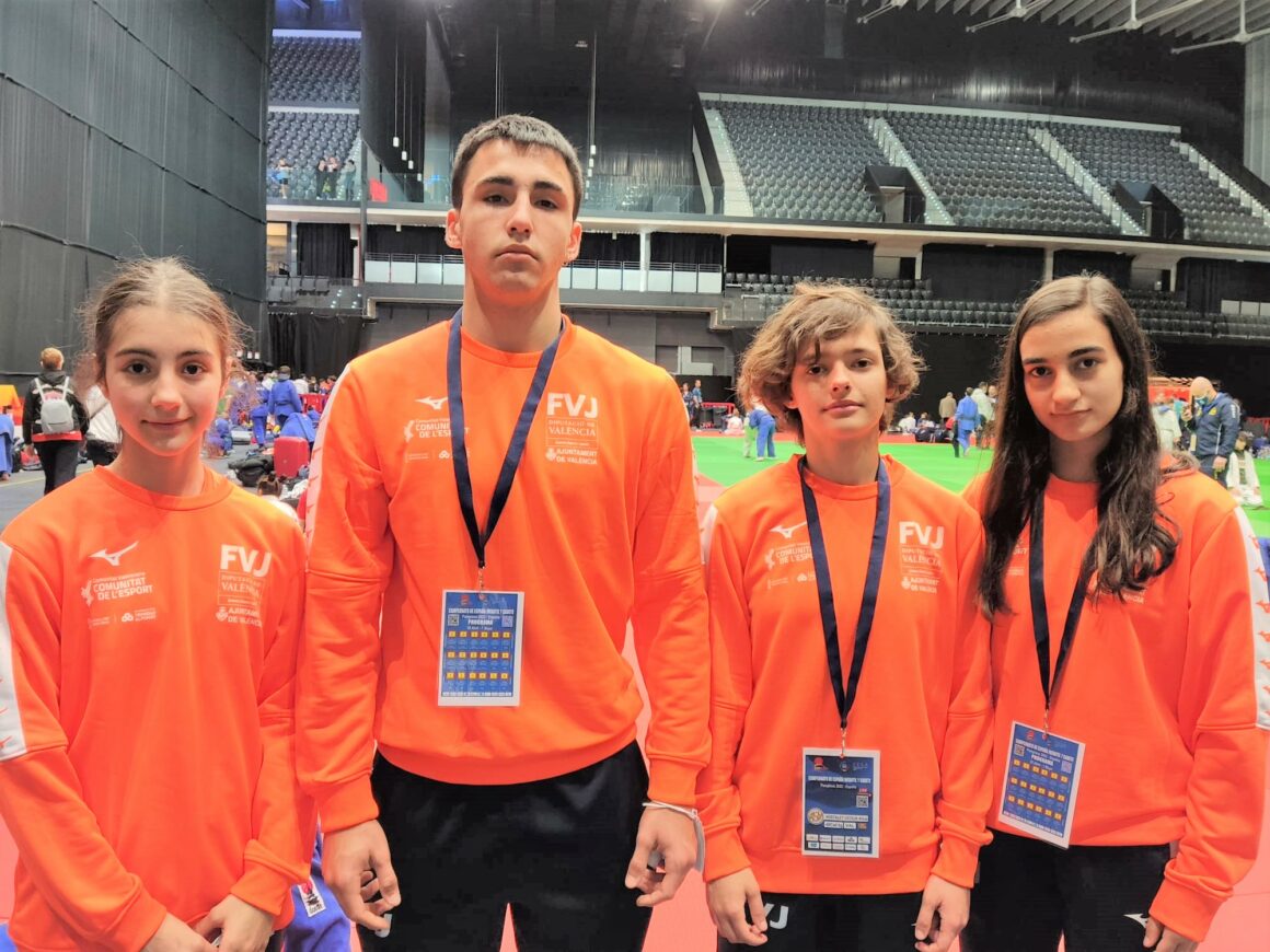 👉🏻IKER SPOONER SÁNCHEZ CONSIGUE EL BRONCE NACIONAL EN CADETE -81 KGRS. y CAMPEÓN DE ESPAÑA POR SELECCIÓNES AUTONÓMICAS.👏🏻👏🏻👏🏻