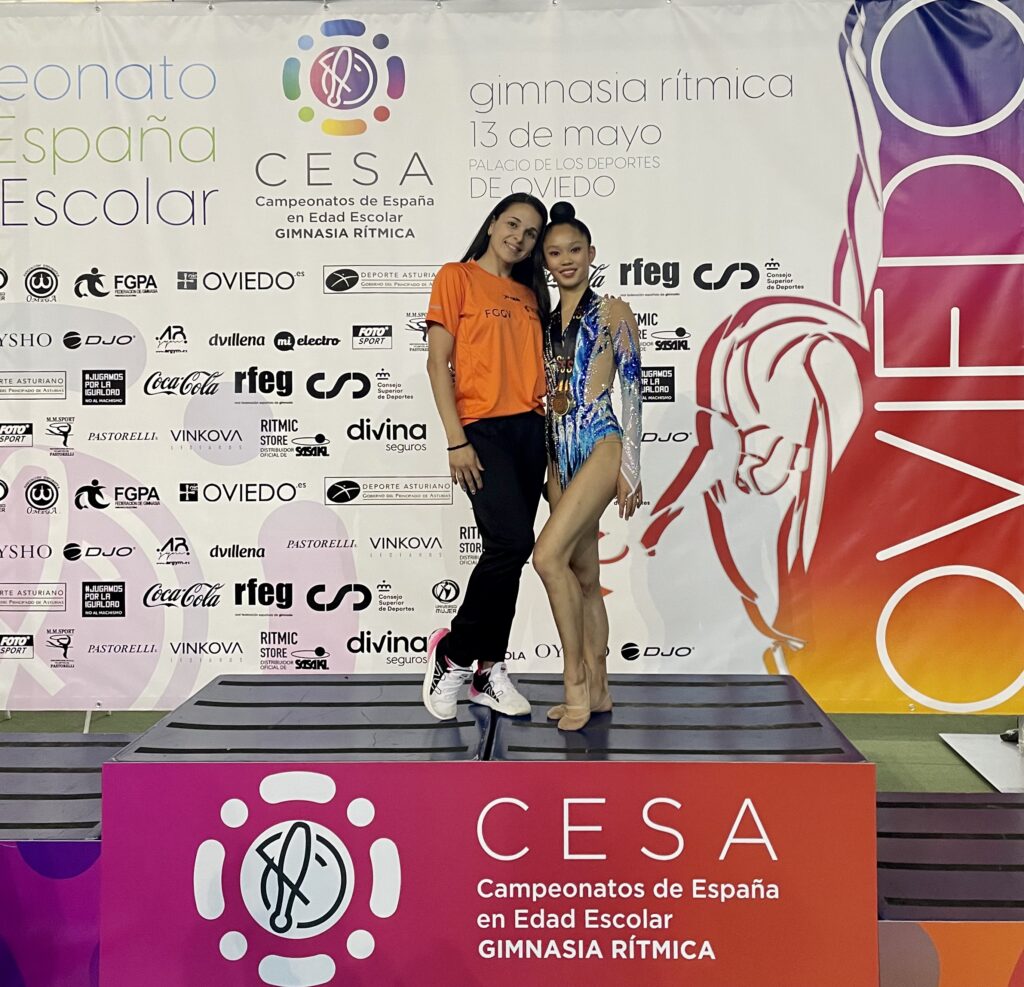 🏆LA GIMNASTA LUCÍA LESHAN DEL CGR JENNIFER COLINO SE PROCLAMA CAMPEONA DE ESPAÑA DE EDAD ESCOLAR