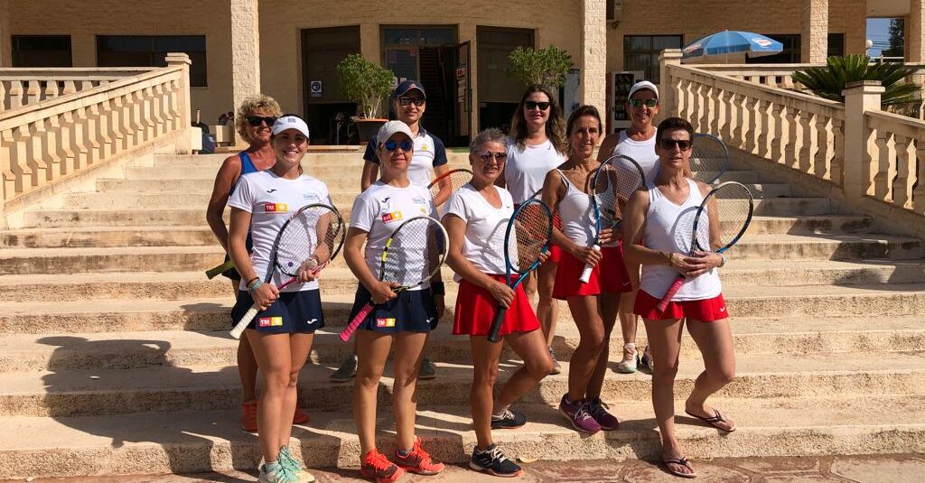 (Español) 🏆LAS VETERANAS +30 DEL CLUB DE TENIS TORREVIEJA, CAMPEONAS AUTONÓMICAS🥇👏🏻