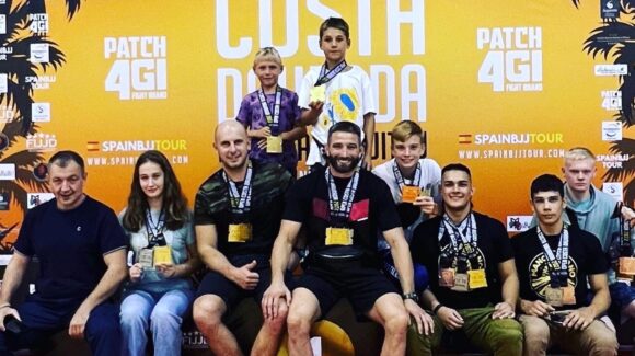 (Español) 🥉11 medallas para club de lucha MANO A MANO de Torrevieja en el OPEN COSTA DAURADA!