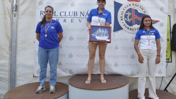 (Español) 🥇ORO PARA ASCENSIÓN ROCA DE TOGORES EN ILCA 6 Y ALBERTO CABALLERO EN EUROPE, EN EL AUTONÓMICO CELEBRADO EN EL RCN TORREVIEJA (Español) 🥇ORO PARA ASCENSIÓN ROCA DE TOGORES EN ILCA 6 Y ALBERTO CABALLERO EN EUROPE, EN EL AUTONÓMICO CELEBRADO EN EL RCN TORREVIEJA