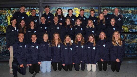 (Español) 🇸🇪El Club Sueco de Natación YSTADS SIMSÄLLSKAP visita de nuevo Torrevieja y su Ciudad Deportiva. (Español) 🇸🇪El Club Sueco de Natación YSTADS SIMSÄLLSKAP visita de nuevo Torrevieja y su Ciudad Deportiva.