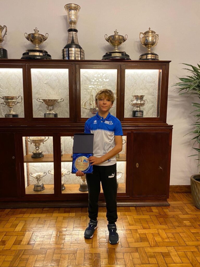 ⛵️JUAN FRANCISCO CHUMILLA CAMPEÓN🥇 SUB 13 Y 7º EN LA GENERAL EN EL MEETING INTERNACIONAL CIUDAD DE VIGO DE OPTIMIST