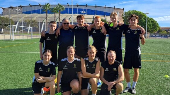 (Español) ⚽️🇸🇪VUELVE EL GRUPO ALLÉSKOLAN DE SUECIA A TORREVIEJA (Español) ⚽️🇸🇪VUELVE EL GRUPO ALLÉSKOLAN DE SUECIA A TORREVIEJA