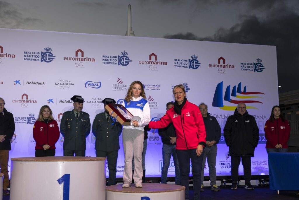 ⛵️IZAN ROGEL Y VALENTINA BELSO CONSIGUEN EN EL XV TROFEO EUROMARINA OPTIMIST TORREVIEJA EL 🥉BRONCE EN SUB