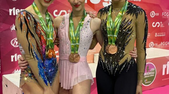 (Español) 🤸El Club gimnasia rítmica Torrevieja bronce en la I fase de la Liga Iberdrola (Español) 🤸El Club gimnasia rítmica Torrevieja bronce en la I fase de la Liga Iberdrola
