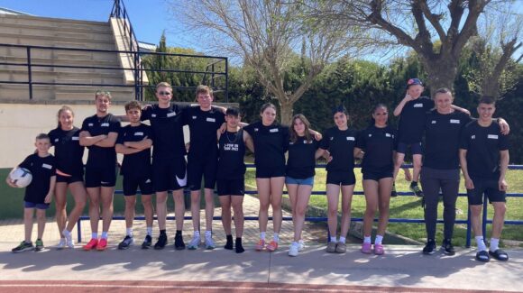 (Español) 🏴El equipo de atletismo de Basingstoke, Inglaterra, disfruta de Torrevieja (Español) 🏴El equipo de atletismo de Basingstoke, Inglaterra, disfruta de Torrevieja