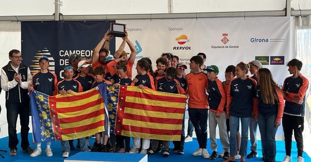 (Español) 🏆 Leo Griñán, del Real Club Náutico Torrevieja, sexto absoluto en el Campeonato de España de Optimist