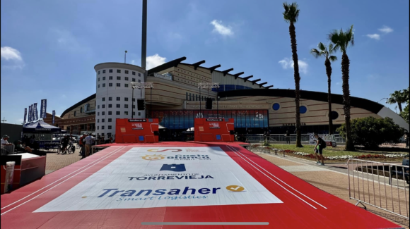 (Español) 👉🏻Resumen de la primera etapa de La Vuelta Femenina en Torrevieja2023🚴‍♀️🚴‍♀️🚴‍♀️