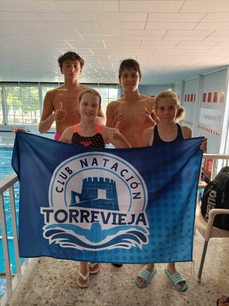 Grandes resultados de los representantes del Club natación Torrevieja en Elche