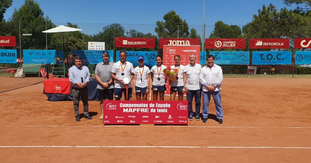 🎾🥈🇪🇸El equipo cadete femenino de CT Torrevieja subcampeón de España