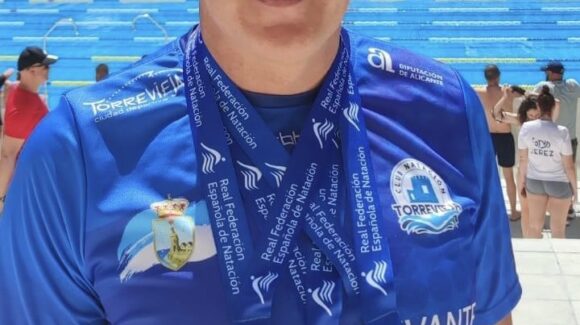Nikolai Voronin, nadador máster del Club Natación Torrevieja, 4º en el Campeonato de Europa Máster Nikolai Voronin, nadador máster del Club Natación Torrevieja, 4º en el Campeonato de Europa Máster