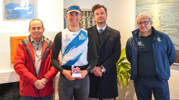 GINES ROMERO Y ÁLVARO MORENO ORO, Y FRANCISCO MARTINEZ Y JOSE RUIZ PLATA EN EL OPEN BAHÍA DE ALTEA AUTONÓMICO DE VELA LIGERA GINES ROMERO Y ÁLVARO MORENO ORO, Y FRANCISCO MARTINEZ Y JOSE RUIZ PLATA EN EL OPEN BAHÍA DE ALTEA AUTONÓMICO DE VELA LIGERA