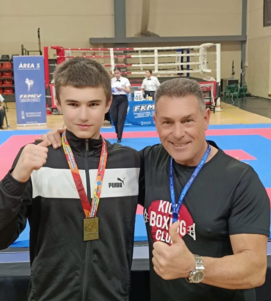 Espectaculares los resultados obtenidos por los competidores del club Kick boxing Torrevieja en el OPEN internacional TOP FIGHTERS