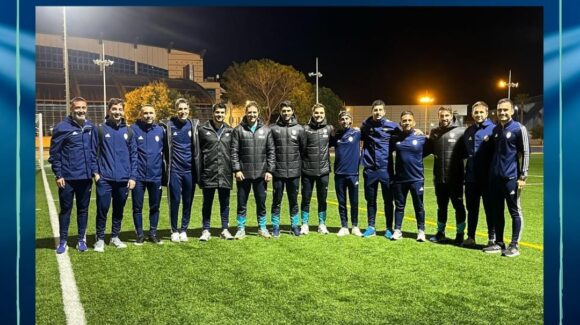 jornada de formación de entrenadores de todas las escuelas que forman parte de este proyecto del @valenciacf