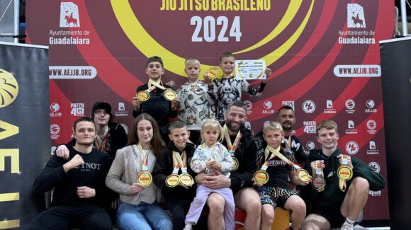 Buenos resultados del club de lucha MANO A MANO de Torrevieja en el Campeonato de España de GRAPPLING – FELODA y el Campeonato de España Jiu jitsu Brasileño – AEJJB