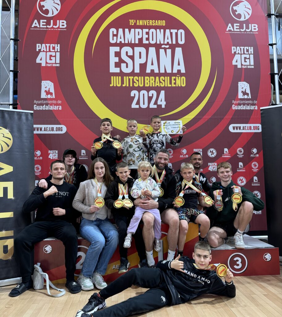 Buenos resultados del club de lucha MANO A MANO de Torrevieja en el Campeonato de España de GRAPPLING – FELODA y el Campeonato de España Jiu jitsu Brasileño – AEJJB
