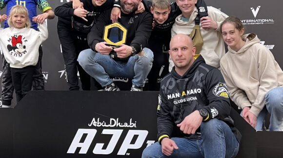 10 Medallas en la modalidad de Brazilian JIU-JITSU, NOGI & KIDS  para el club mano a mano.