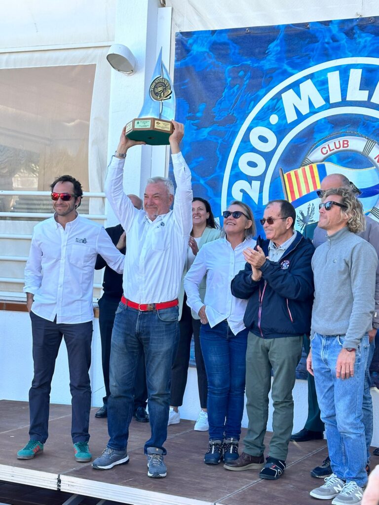 ⛵️EL REAL CLUB NÁUTICO TORREVIEJA GANADOR POR EQUIPOS DE LAS 200 MILLAS a2 EN ALTEA
