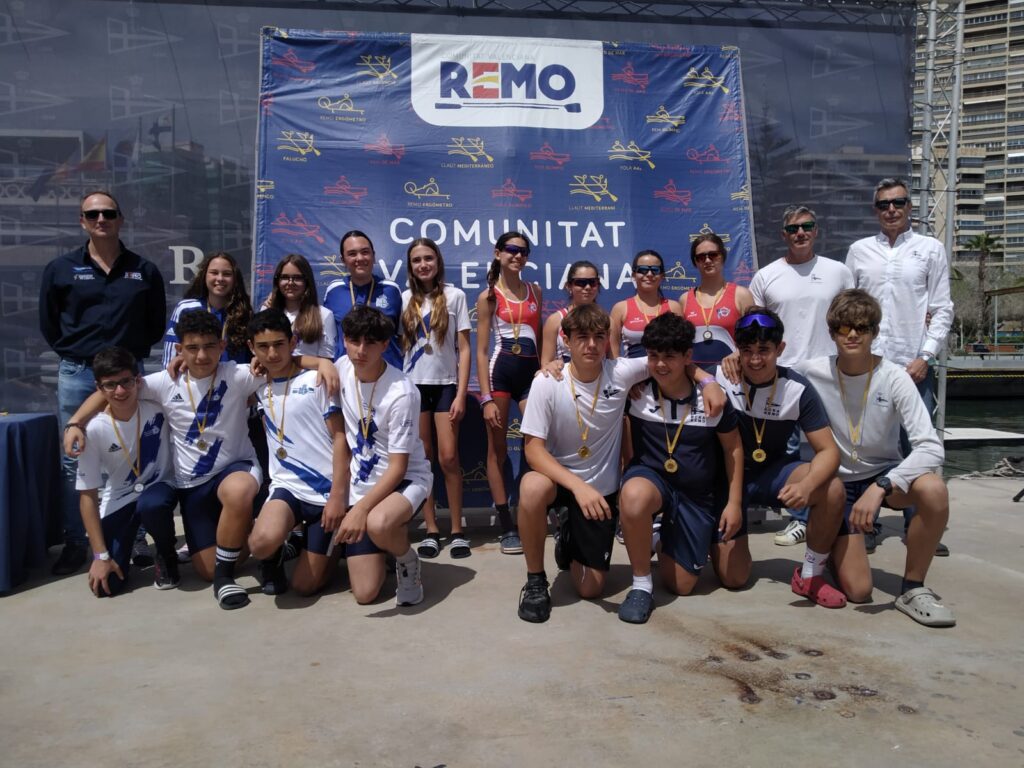 3 OROS, 5 PLATAS Y 2 BRONCES EN LA III REGATA DE REMO OLÍMPICO EN ALICANTE