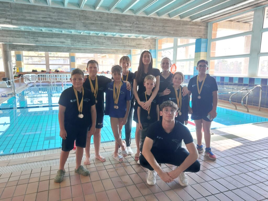 Buenos resultados del IMás en el CTO. AUTONÓMICO BENJAMIN, ALEVIN, INFANTIL DE NATACION CON ALETAS