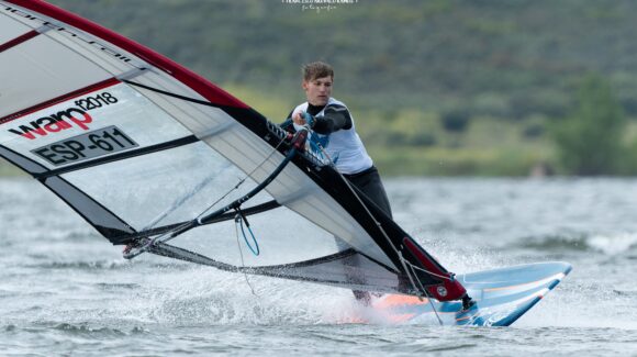 ILYA STEPANOV SUBCAMPEÓN DE ESPAÑA SLALOM FUNBOARD ABSOLUTO Y CAMPEÓN EN LA CATEGORÍA SUB-19 EN EL CAMPEONATO DE ESPAÑA DE SLALOM-WINDSURF ILYA STEPANOV SUBCAMPEÓN DE ESPAÑA SLALOM FUNBOARD ABSOLUTO Y CAMPEÓN EN LA CATEGORÍA SUB-19 EN EL CAMPEONATO DE ESPAÑA DE SLALOM-WINDSURF